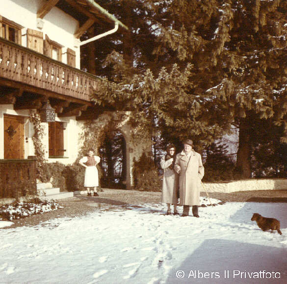Das Hans-Albers-Haus im Winter 1954. Das Bild stelle freundlicherweise Hans Albers II zur Verfgung.